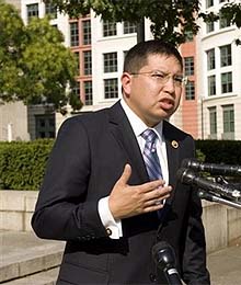 David Sickey, vice chair of Coushatta Tribe of Louisiana, speaks after Jack Abramoff's sentencing in Washington, D.C. Photo   AP.