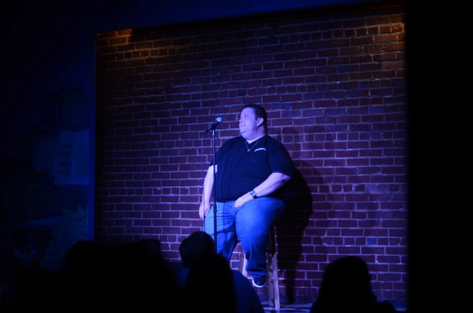 Comedian Ralphie May apologizes after Indian routine resurfaces
