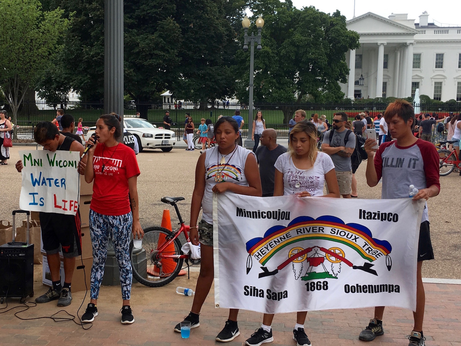 Tribes and Native youth join forces in campaign to stop oil pipeline
