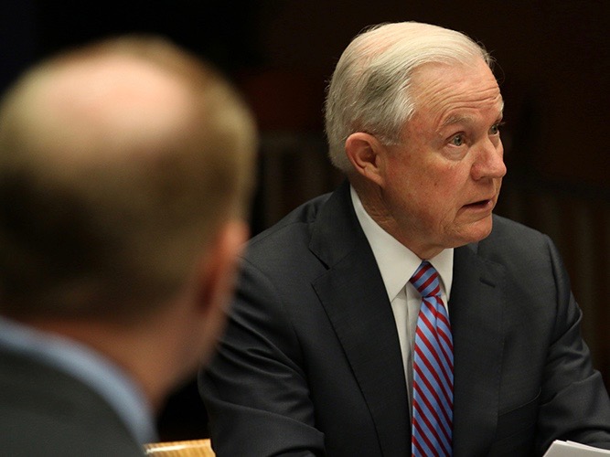 Cronkite News: Attorney General Sessions links sanctuary cities to gangs