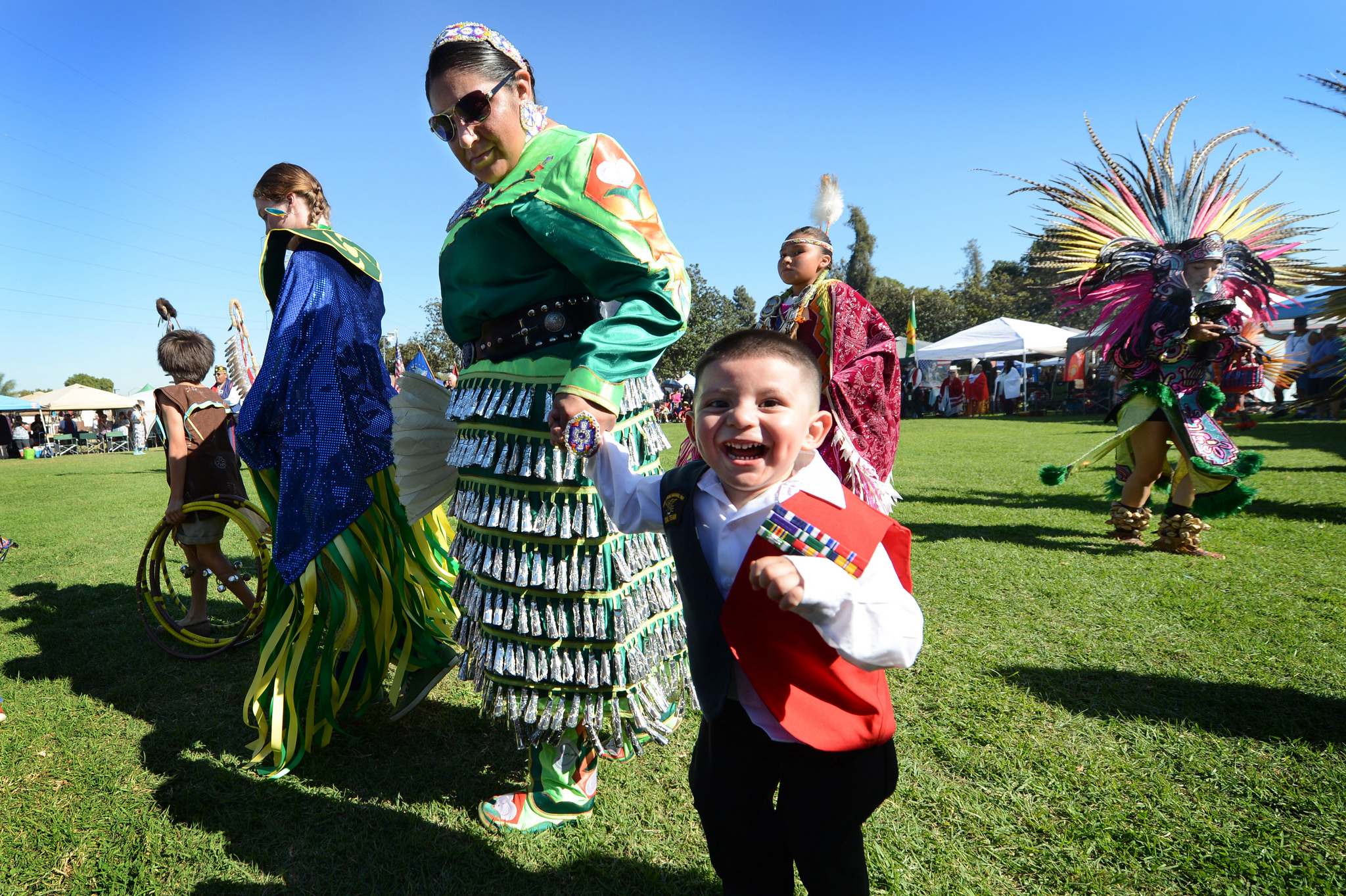 Bill for tribal regalia at graduation ceremonies advances in California