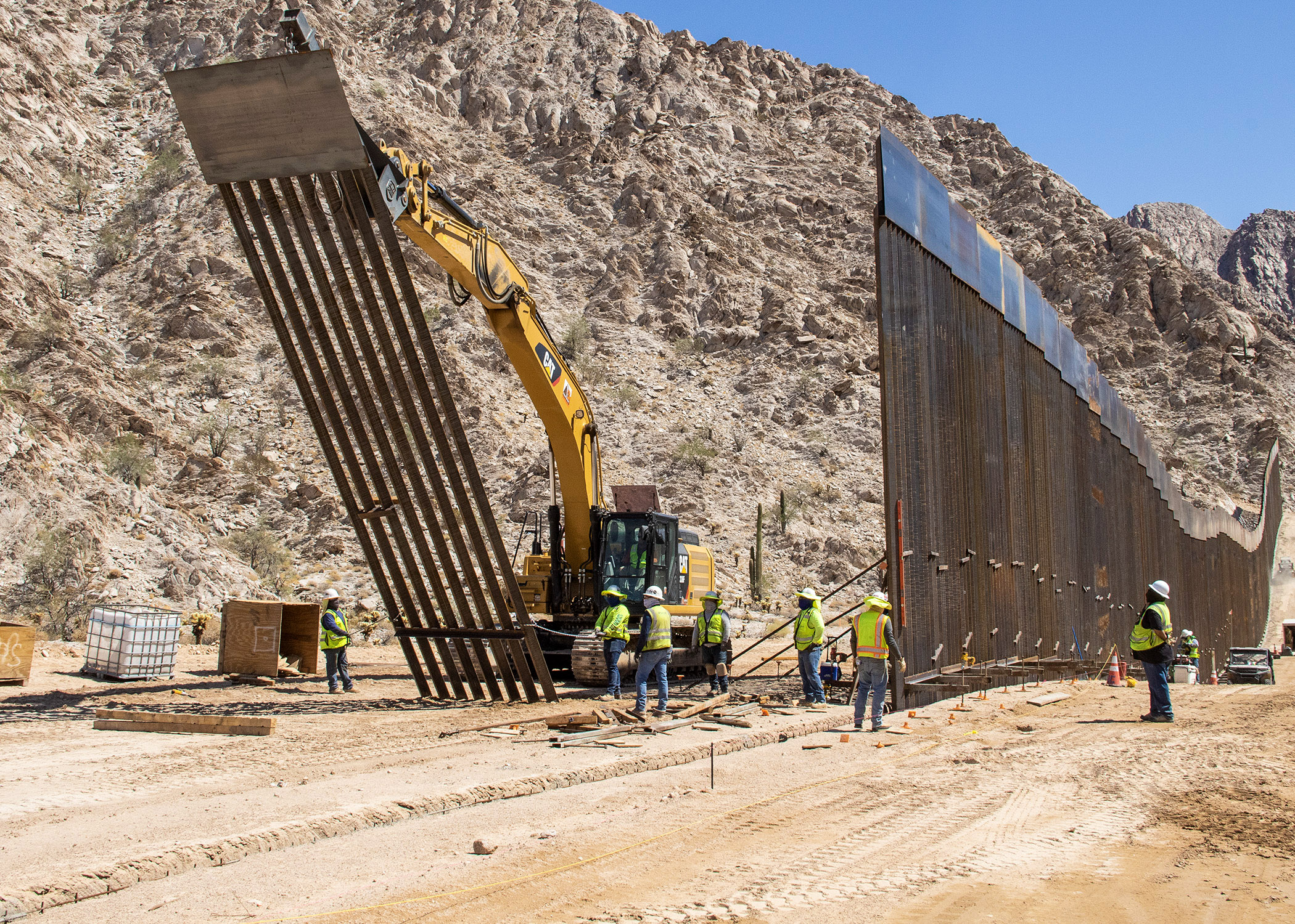 Border Barrier Construction: Yuma