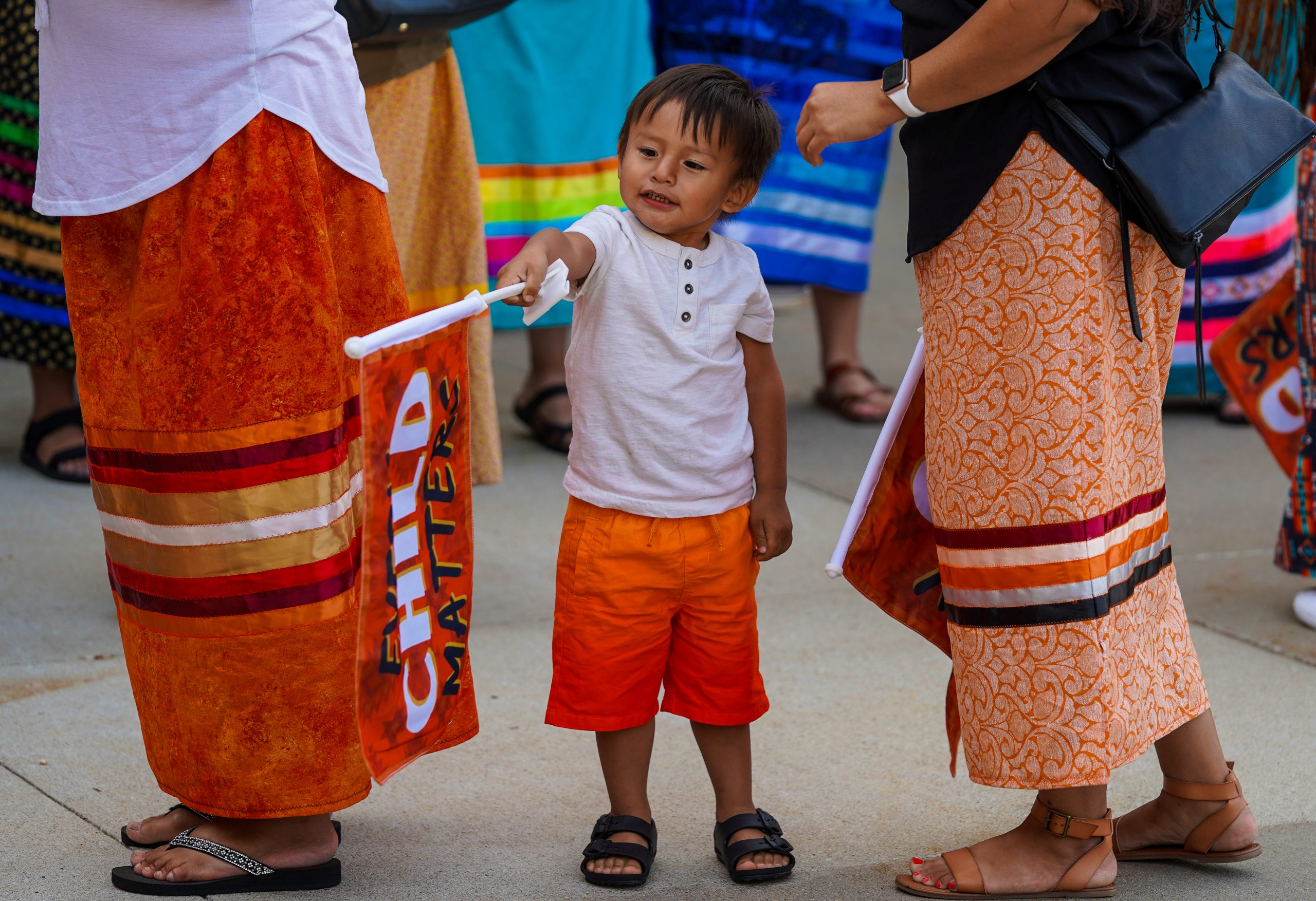 Photos: Lakota children spend final morning away from homelands ...