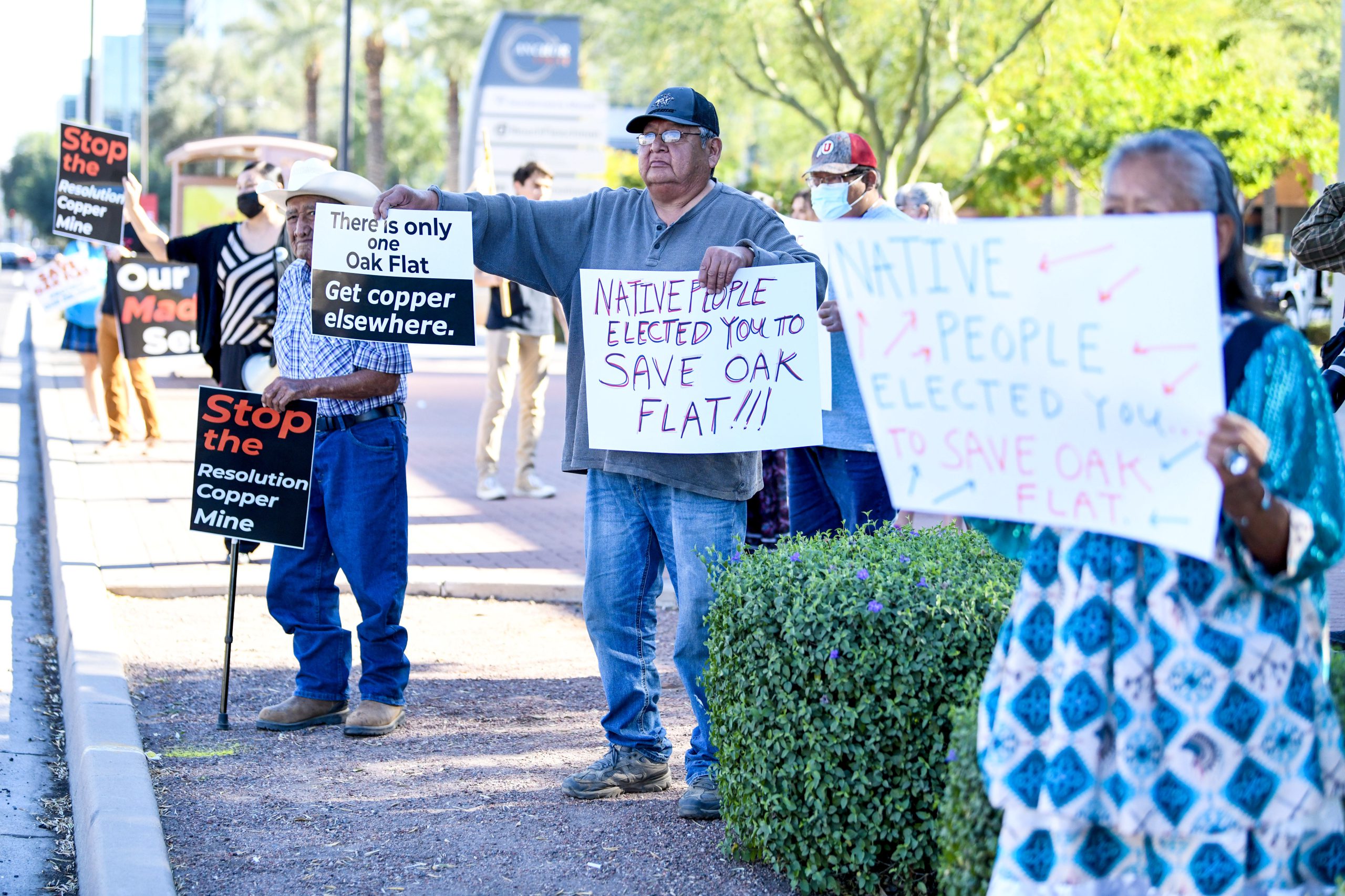 Cronkite News Protesters Seek Support For Bill To Protect Sacred Apache Site Indianzcom 4810