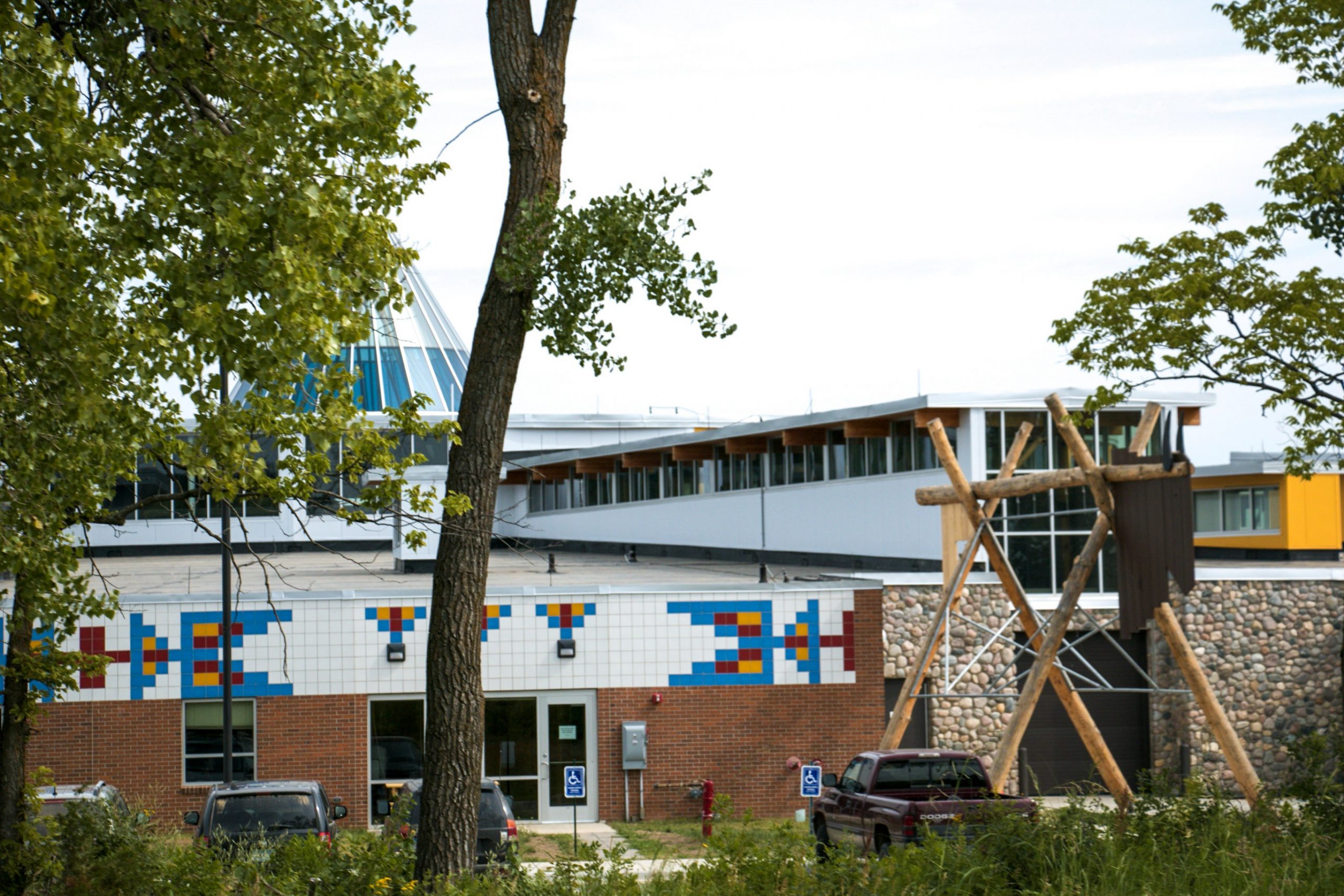 Sisseton Wahpeton Oyaté Tribal Administration Building